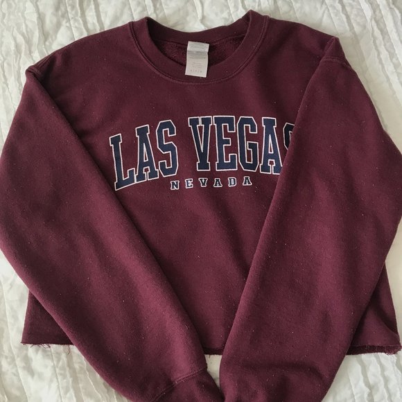 Gildan Tops - Las Vegas Cropped Sweatshirt
